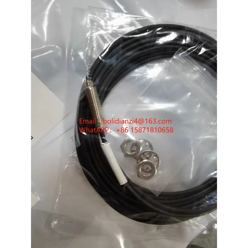 จัดส่งที่รวดเร็วเซ็นเซอร์ไฟเบอร์ออปติก E32-CC200 E32-DC200 E32-D14L ในสต็อก