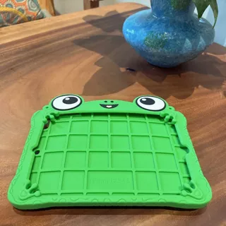 In stockToy Story 5 Lilypad Frog เคสแท็บเล็ต - ฝาครอบป้องกันซิลิโคนสําหรับ Apple iPad, ของขวัญสําหรับเด็กการ์ตูนน่ารัก