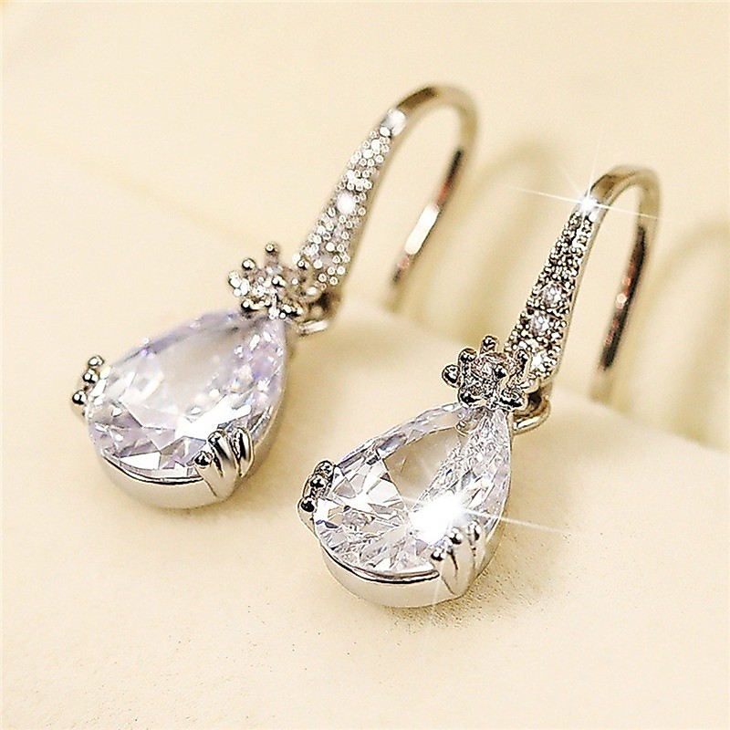 925 เงินสเตอร์ลิงประณีตผู้หญิง Dangle ต่างหูคุณภาพสูงเงินสีหรูหราสีขาว Cubic Zirconia แฟชั่นอเนกประสงค์หญิงเครื่องประดับ