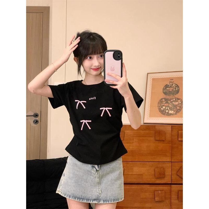 DOMI ตัวอักษรใหม่ ที่ไม่ซ้ำกันพิมพ์ลายดอกไม้แขนสั้นโบว์สดชื่นเสื้อด้านบน