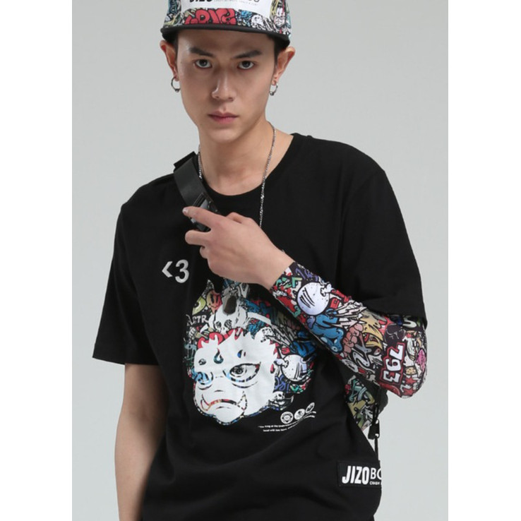 เสื้อยืดแขนสั้นผู้ชายพิมพ์ลาย Graffiti Jizo