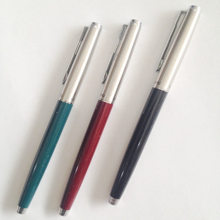 จัดส่งฟรีฮีโร่007ปากกาหมึกซึมกระเป๋าหนังสมัยเก่าหมึกดูดซับปากกาหมึกซึมถุงเล็กเคล็ดลับนักเรียนน้ําพุน