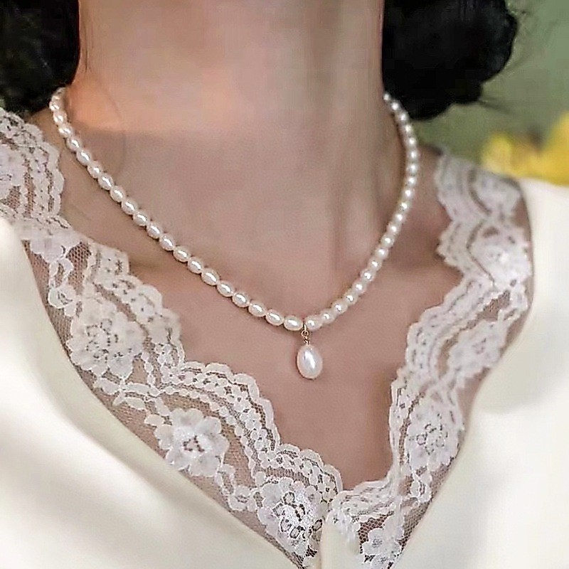 สร้อยคอลูกปัดข้าวมุกน้ําจืดธรรมชาติหยดน้ําจี้กระดูกไหปลาร้าโซ่หญิง