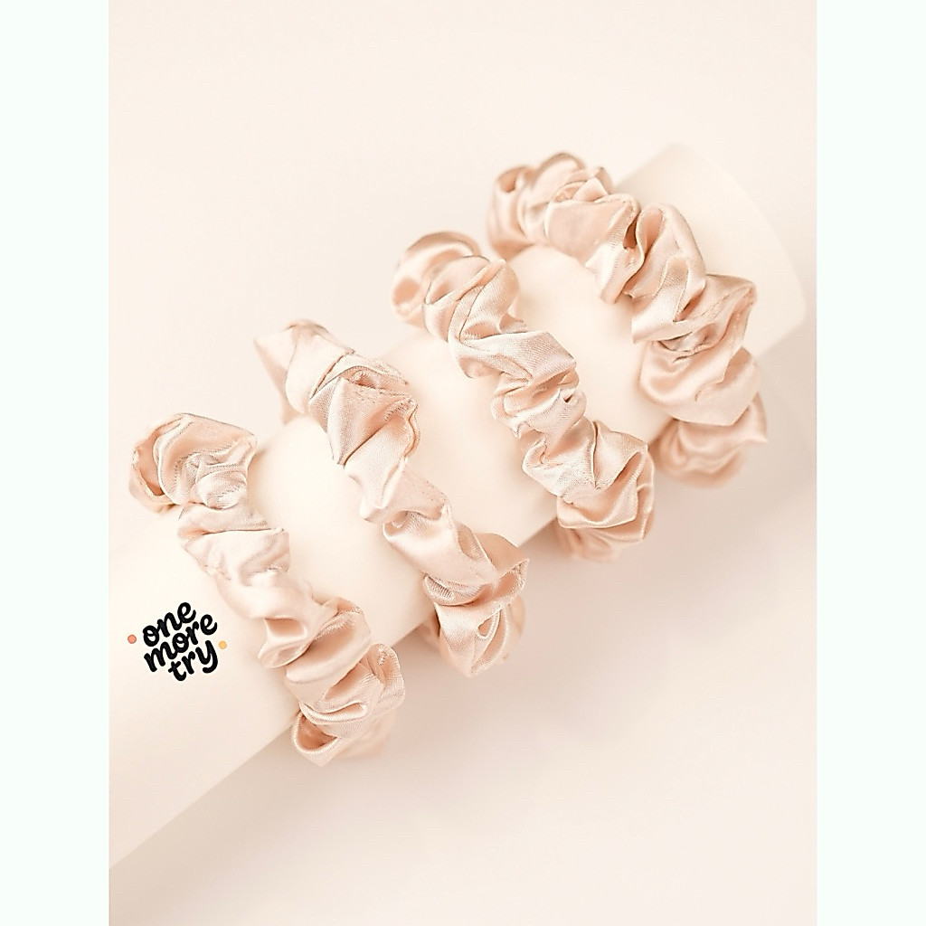 One More Try | Spiral Satin Scrunchie ยางรัดผมถนอมเส้นผม ลดผมหลุดร่วง ผลิตจากผ้าซาตินและยางเกลียว - Champagne(สีแชมเปญ)
