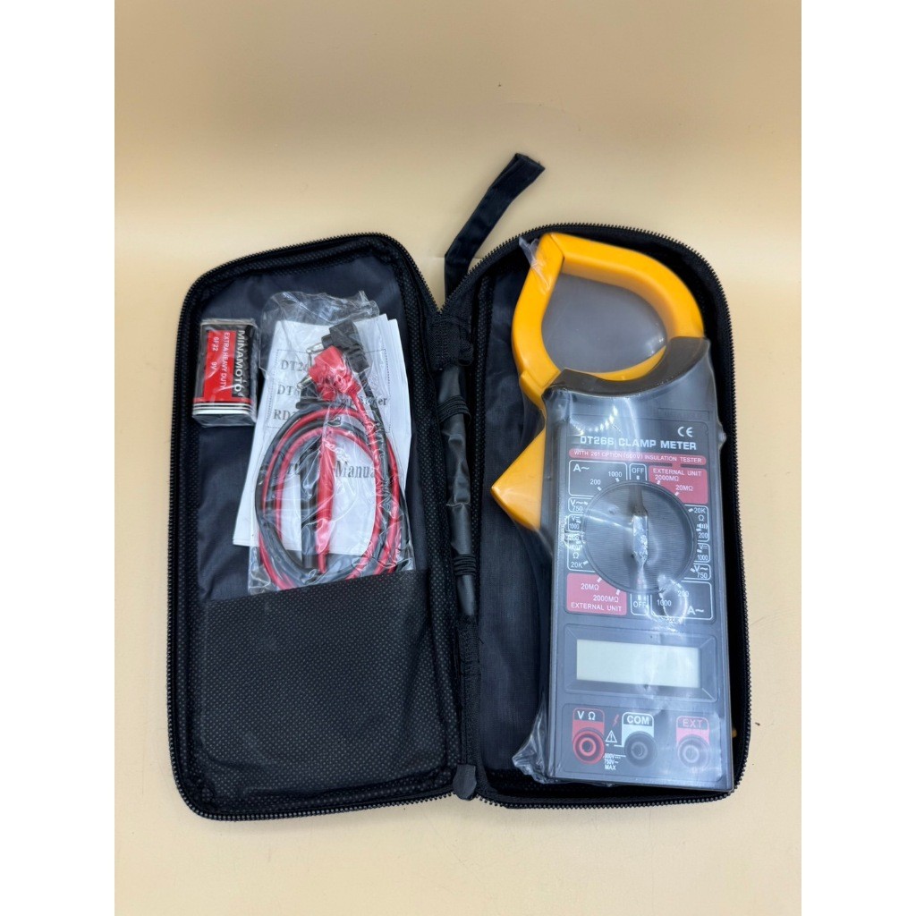 มิเตอร์ วัดกระแสไฟและแรงดัน Digital Clamp Meter