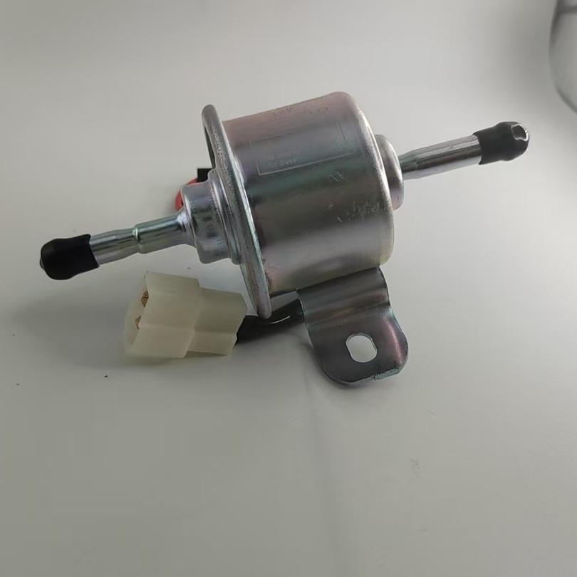 1G639-52031 การใช้ปั๊ม 12V เหมาะสําหรับ Kuboda ZD1011ZD321RTV900K-008 ปั๊ม Body