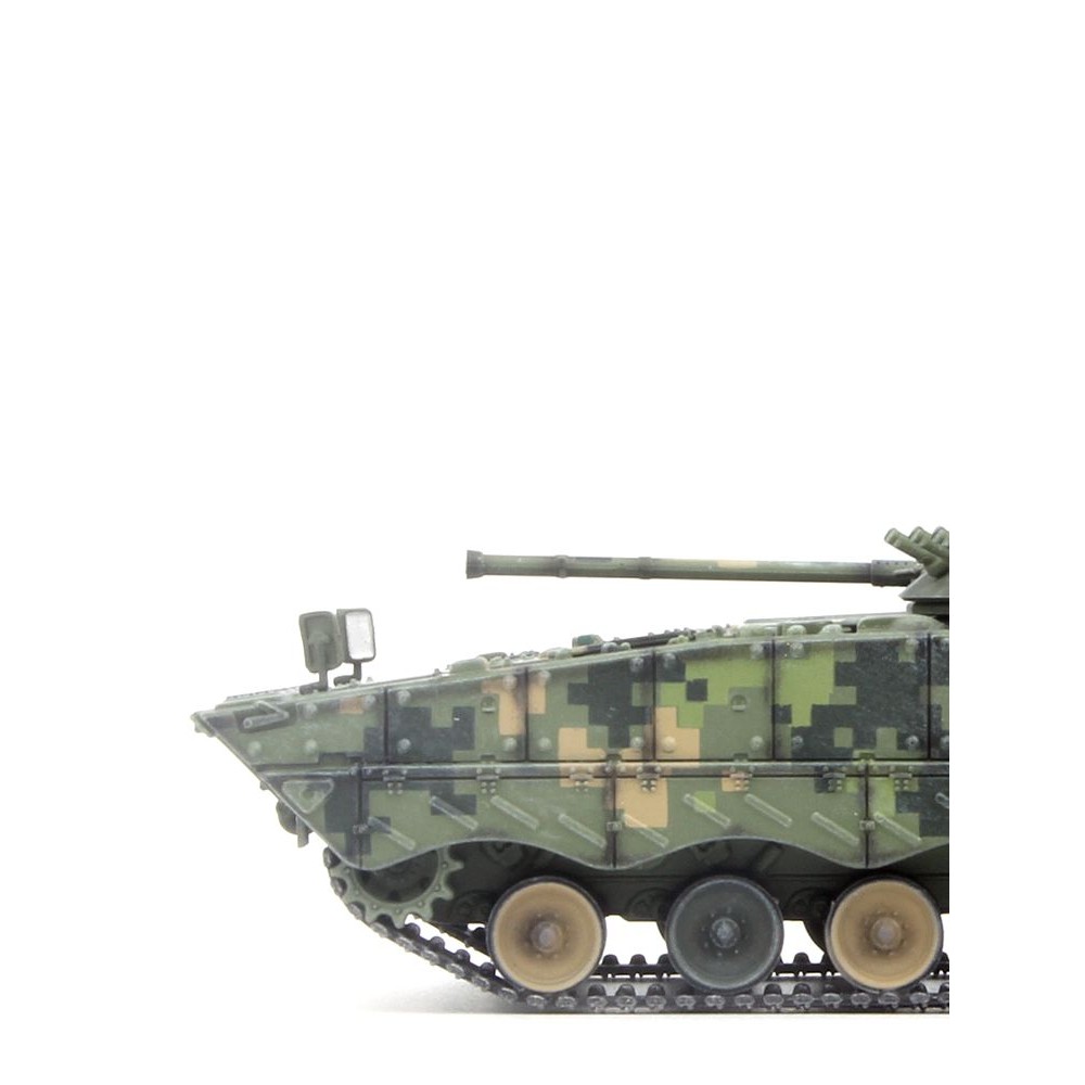 UNISTAR China ZBD-04A Track Type Infantry Chariot Jungle Digital Camouflage IFV สําเร็จรูปรุ่น 1/72