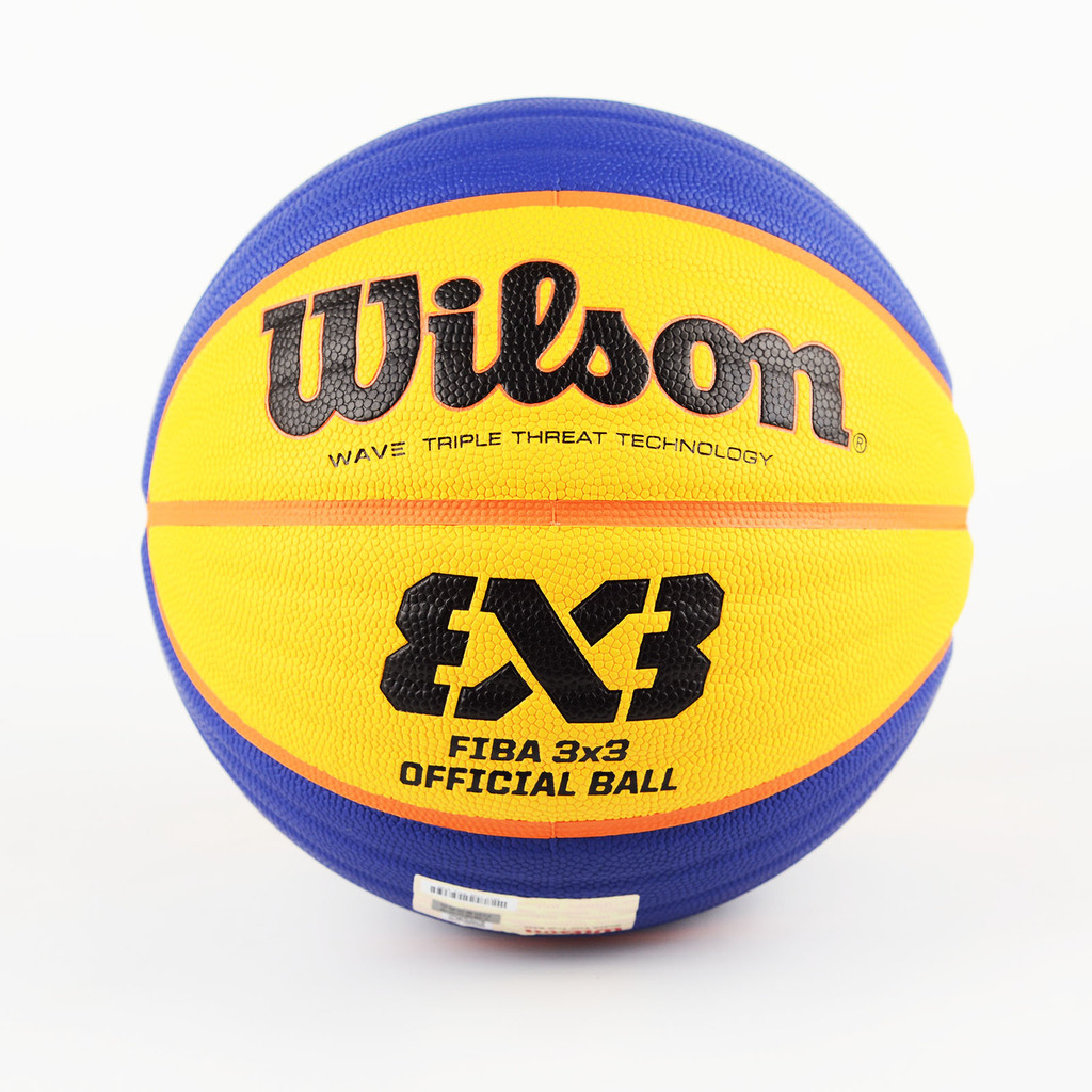 ลูกบาสเก็ตบอล Wilson WTB0533 แบบ 3 ชั้น พียู สำหรับเกม 3x3 ออกแบบโดย FIBA ของแท้