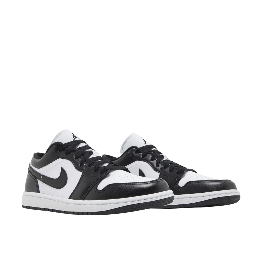 Jordan 1 Low Panda ‏2023 نسائي — صورة 4