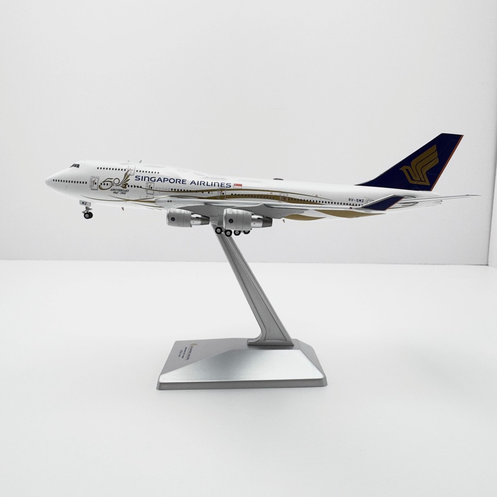 YY Wings 1/400 Singapore Airlines 9V-SMZ B747-400 Alloy Passenger Aircraft Gift Toy Model