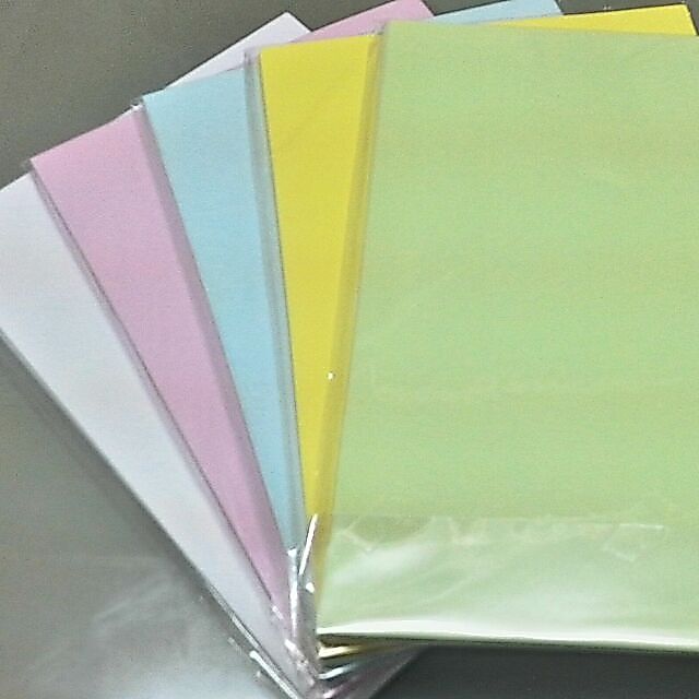 ONE กระดาษการ์ดสี A4 150 แกรม สีฟ้า แพ็ค 50 แผ่น