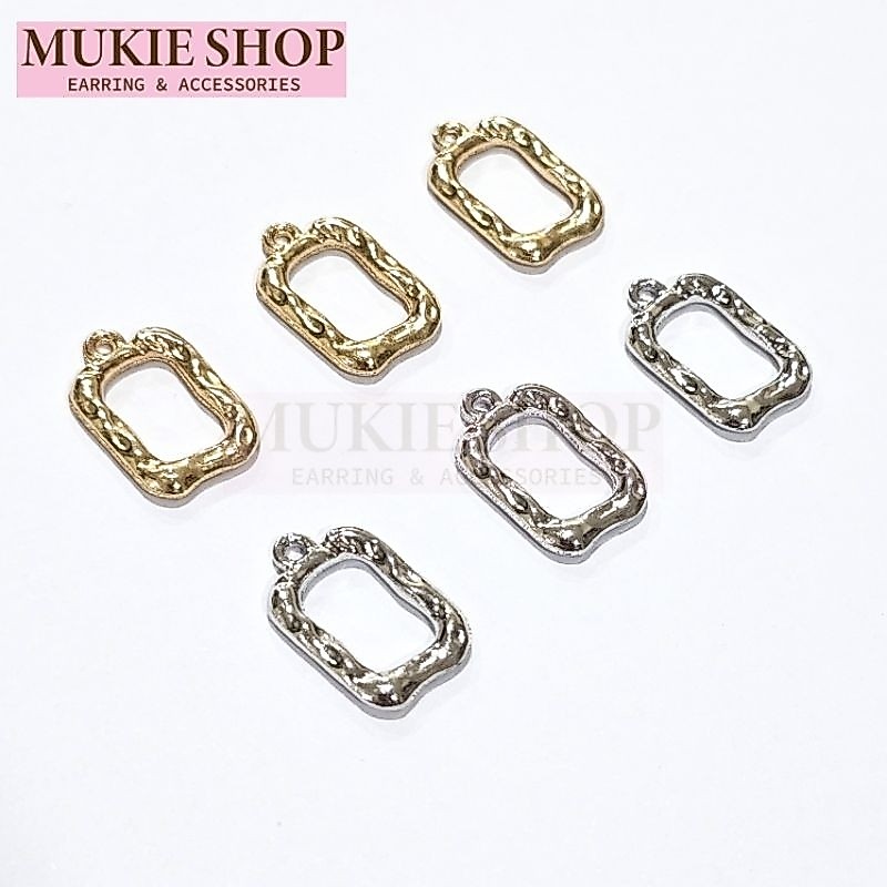 Mukie shop จี้ จี้กรอบ แบบเหลี่ยม จี้ห้อย มุกี้ช้อป