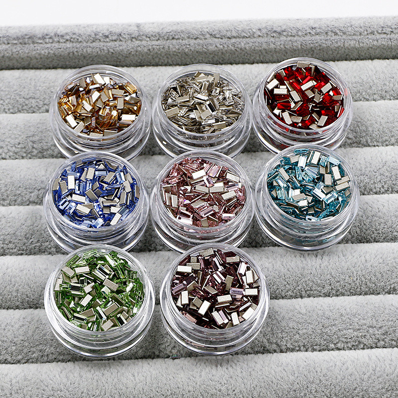 Dongzhou คริสตัลแถบยาวแต่งเล็บเพชร Huazi ตัด K9 คริสตัล Strobe Edge ด้านล่างแบนเพชรสี Candy อุปกรณ์แ