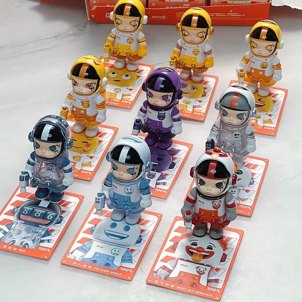 ใหม่ Molly MEGA SPACE 100% Emoji Series กล่องตาบอดของขวัญวันเกิดเครื่องประดับ MOLLY mega space BB49