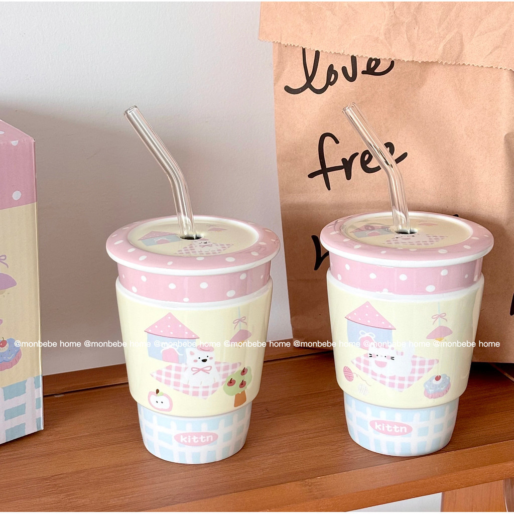 แก้วนม แก้วกาแฟ ลายแมว🐈&สุนัข🐶น่ารัก มีฝาและหลอด ใช้ไมโครเวฟได้  มี 4 ลายให้เลือก พร้อมส่ง