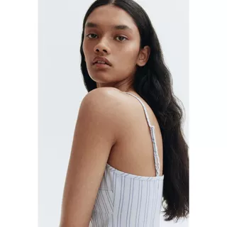 H&M(เอชแอนด์เอ็ม) เสื้อสายรัดแบบ Strappy ผู้หญิง 1293199_3