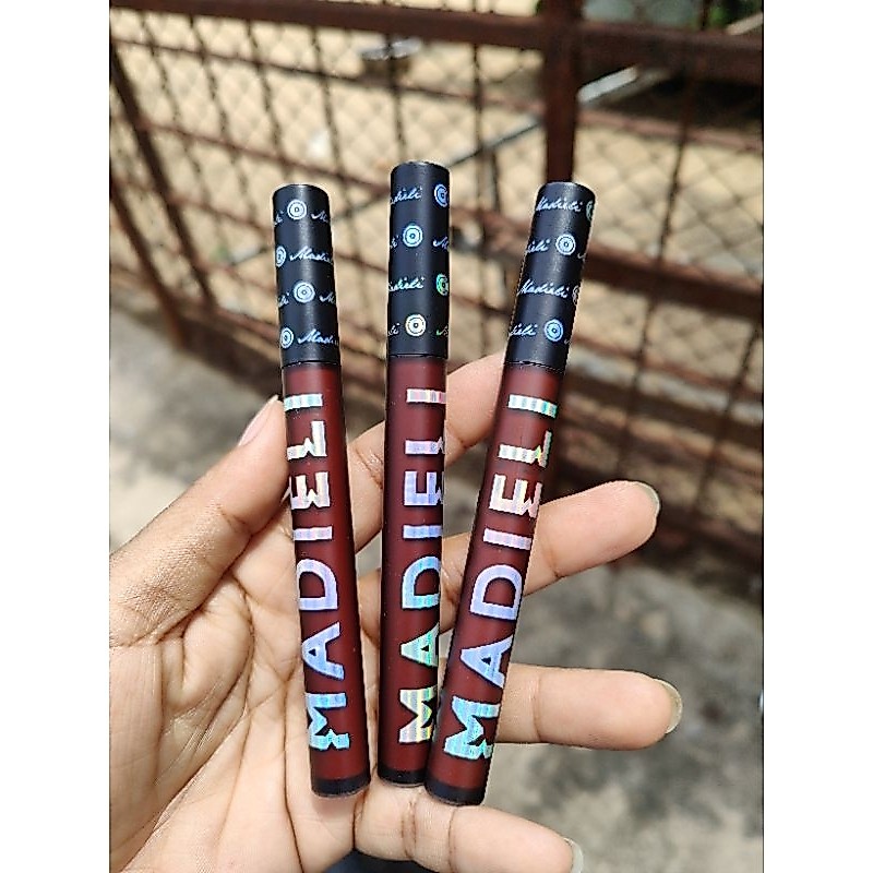 เซตลิปเเมท 1แท่ง MADIELI สีสวย ติดทน (ขออนุญาตคละสี)