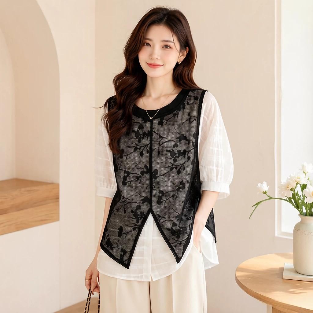 Red Berry เสื้อยืดแขนสั้นคอกลมทรงไม่สมมาตรสำหรับผู้หญิงในฤดูร้อน ดีไซน์คล้ายเสื้อสองชิ้น 99486