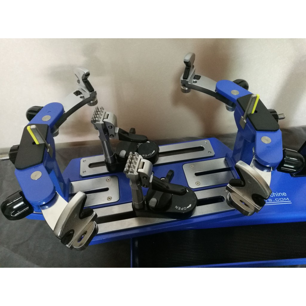 ไม้แบดมินตัน AEF-Net ใช้เทคโนโลยีเครื่องเกลียวอเมริกัน