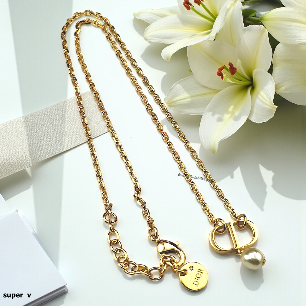 สร้อยคอ DI เนื้องานเรียบสวย พร้อมส่งในไทย ภาพถ่ายจากสินค้าจริงของ ร้านถ่ายเองทำเองทุกขั้นตอน งาน sup