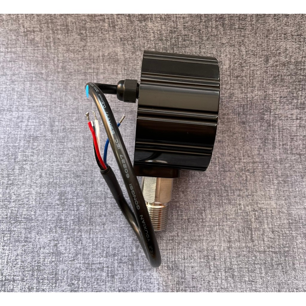 ตัวควบคุมความดันจอแสดงผลดิจิตอล 80 มม. HC-Y810-A ความดัน 1.6mpa แรงดันไฟฟ้า 24v ด้าย M20x1.5