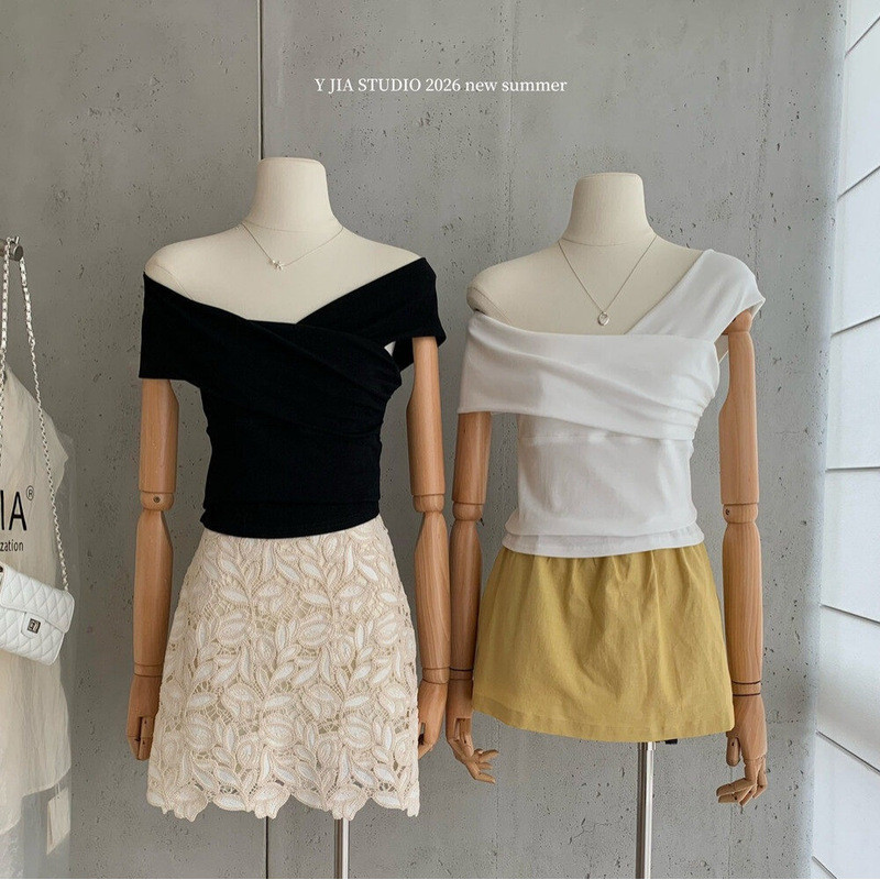 Y.JIA Iga ฤดูร้อนสไตล์เกาหลี Niche การออกแบบไม่สม่ําเสมอความรู้สึกเอวแคบ Slim-fit One-word คอแขนสั้น