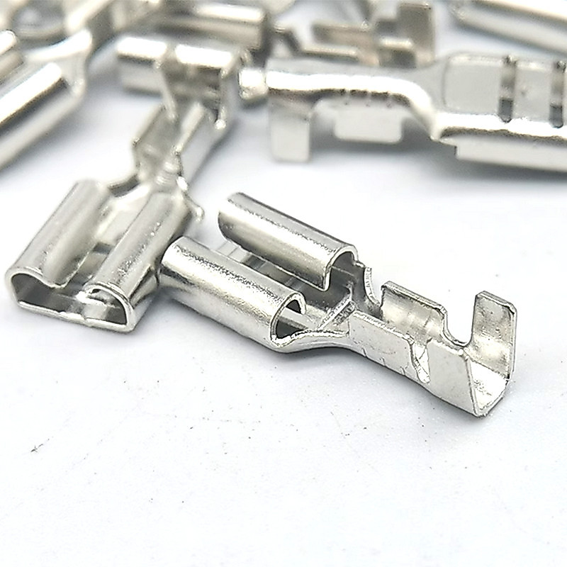 50 ชิ้นหญิง Spade Connector 2.2/2.8 /3.8/4.8 /6.3 Crimp Terminal พร้อมฉนวนแขนสําหรับ Terminals 22-16AWG