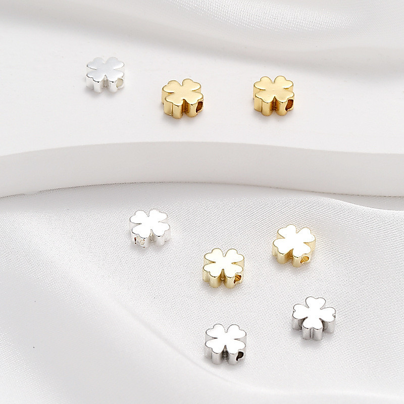 ทองแดงชุบ 18K ทองแท้สีการเก็บรักษา Glossy Double Hole สร้อยคอลูกปัดสร้อยข้อมือลูกปัด Four-Leaf Clover หัวใจแยกลูกปัด diy เครื่องประดับ