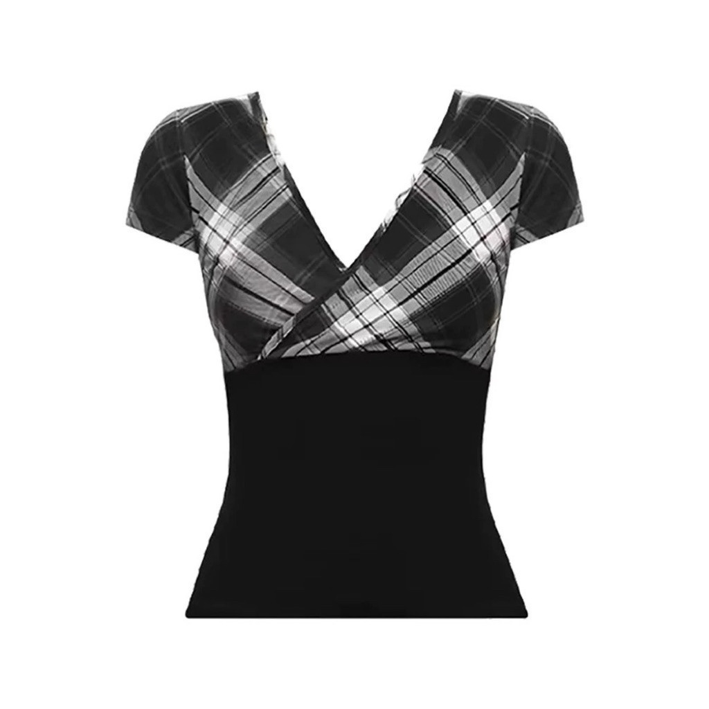 iBlue พร้อมส่ง💙เสื้อยืดแขนสั้นผู้หญิง สีดำ  ผ้าดีคอวี ไขว้ พิมพ์ลายสก๊อต เสื้อครอปทรงรัดรูป แฟชั่นย้อนยุคสไตล์อเมริกัน - รูปที่ 7