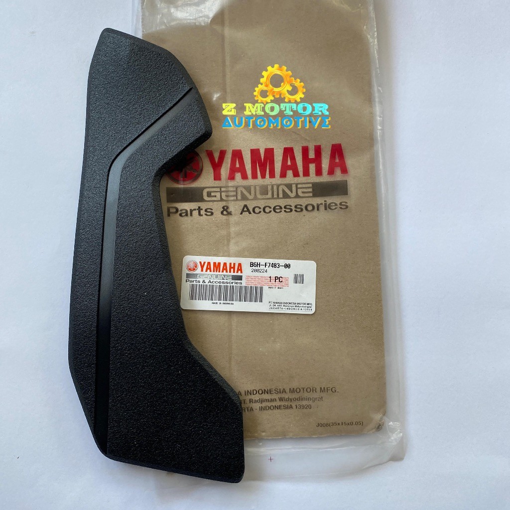 Original Yamaha New Nmax B6H-F7483-00 YGP Upper ซ้ายเสื่อเท้าพรม (B6H-F7483-00 YGP