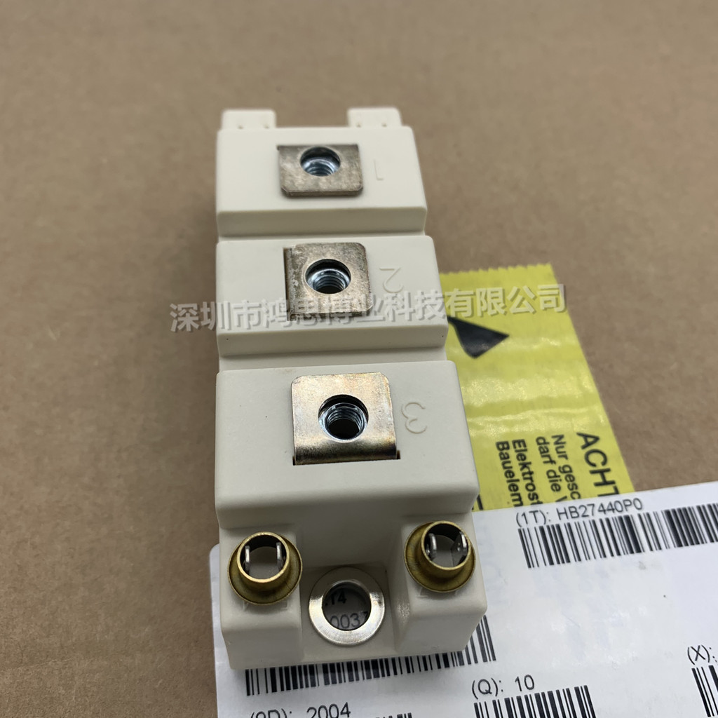 ใหม่เอี่ยม FF50R12RT4 FF75R12RT4 FF100R12RT4 FF150R12RT4 FF35R12RT4