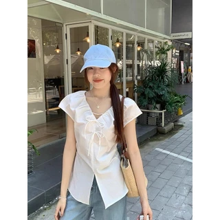 Red Berryเสื้อเชิ้ตคอวีผูกโบว์สไตล์เกาหลีผู้หญิง ดีไซน์จีบ ทรงเข้ารูป เอวเข้ารูป หน้าร้อน99200