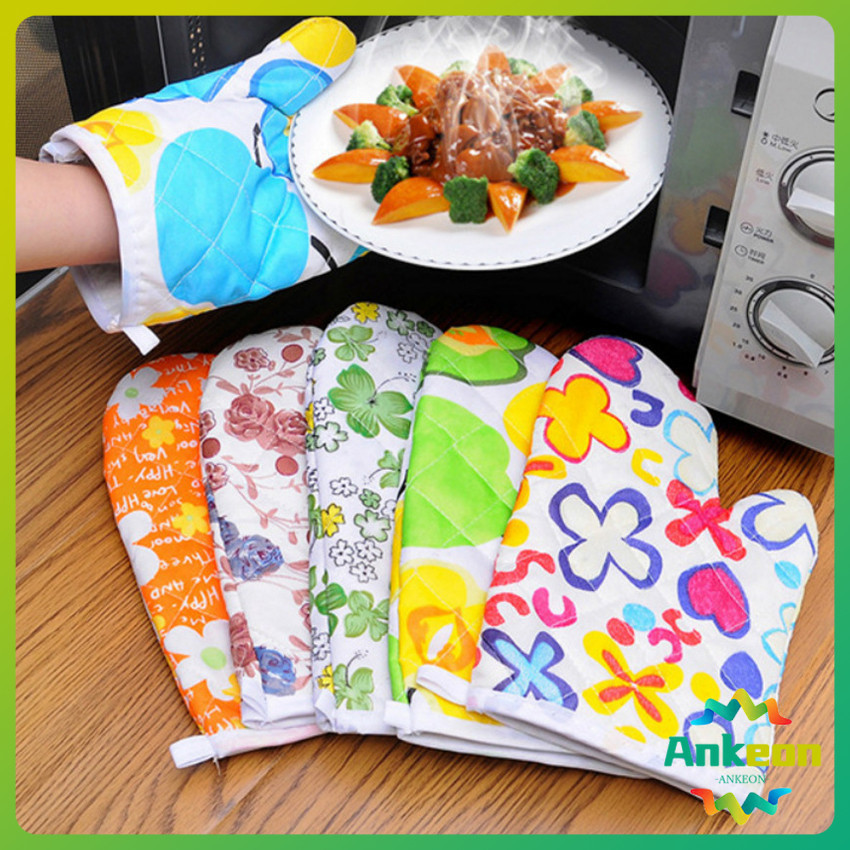 ถุงมือกันความร้อน  ถุงมือไมโครเวฟ  จัดเก็บสะดวก จัดส่งคละลาย Cooking gloves
