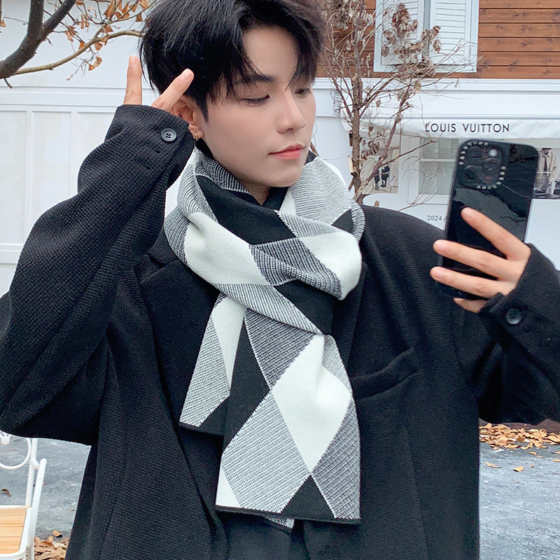 2024 ผ้าพันคอผู้ชายฤดูหนาว Street สวมใส่ธุรกิจนักเรียนแฟน Bib ผู้ชาย High-End Street สวมใส่แฟน 10.2