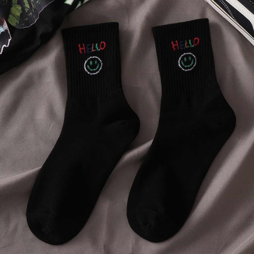 ถุงเท้าพิมพ์ลายหมีสีรุ้งสไตล์เกาหลีน่ารักสําหรับผู้หญิง Cute korean style socks Crystal 003 ✨iowa234