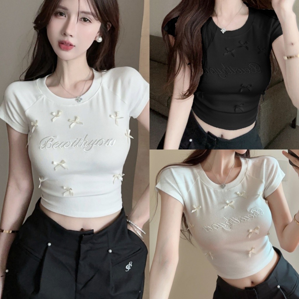 Bella Shop เสื้อยืดแขนสั้นลายโบว์สไตล์บัลเล่ต์ใหม่ ดีไซน์เก๋ไก๋ สำหรับผู้หญิง เสื้อผ้าผู้หญิง เสื้อครอปสุดฮอต