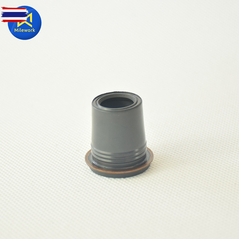 ยางกันฝุ่นหัวฉีด VIGO year 05-07 2.5D 2KD แท้ห้างTY 23681-0L010 สินค้าได้รัตามรูปที่แสดง