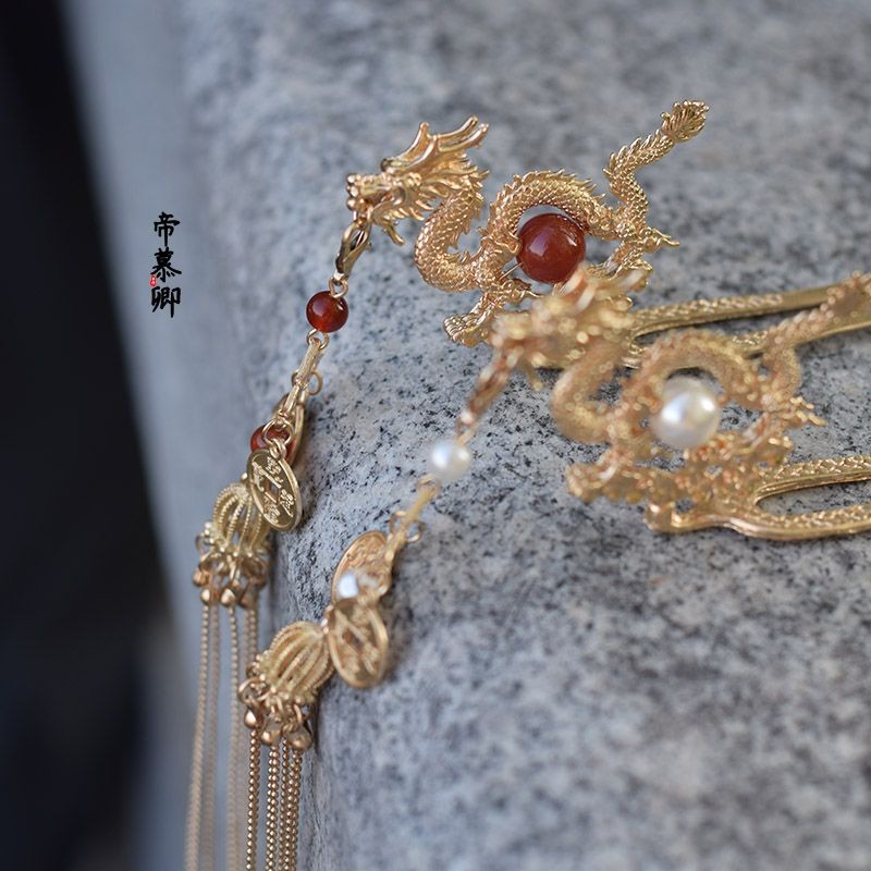 Di Muqing Hanfu Headdress โลหะผสมมังกร ทรงพู่เงิน Hairpin สไตล์โบราณสำหรับปี 2025