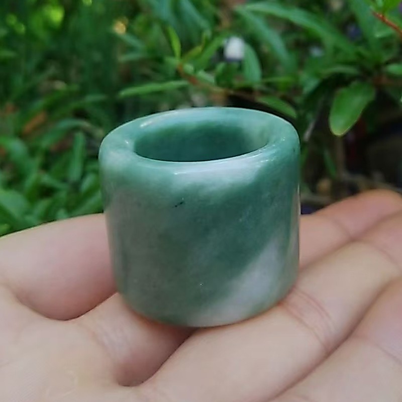 แหวนนิ้วหัวแม่มือหยกธรรมชาติ Lushan ลายดอกไม้สีเขียว แฟชั่น