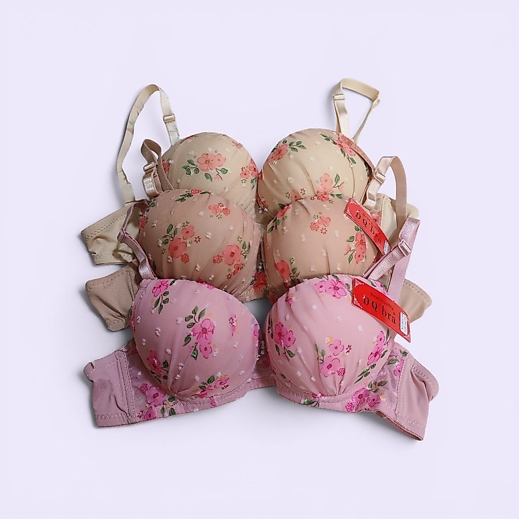 เสื้อในดันทรงฟองน้ำ3cm🌷🌷ป้ายDQ bra