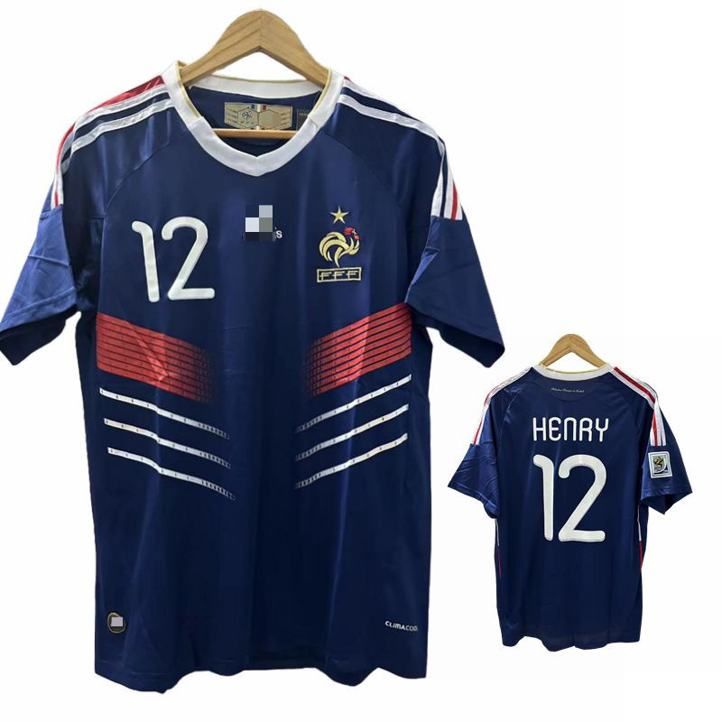 เสื้อทีมเหย้าฝรั่งเศสปี 2010 - รุ่นคลาสสิกRiberyและHenry - เสื้อลิขณะสำหรับสะสมและใส่เล่น