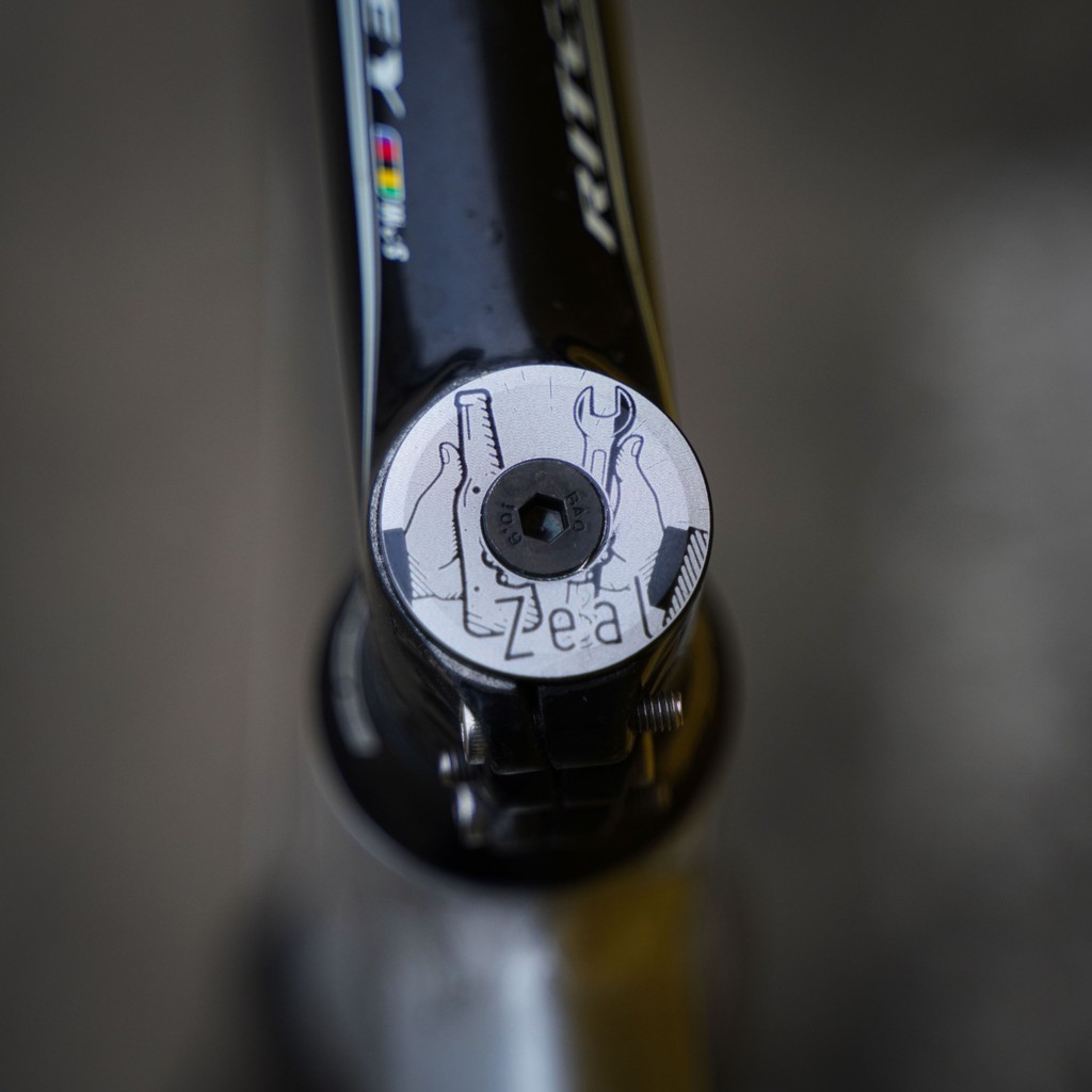 ฝาครอบแฮนด์จักรยานจากอะลูมิเนียมอัลลอยด์ Zeal 6061 T6