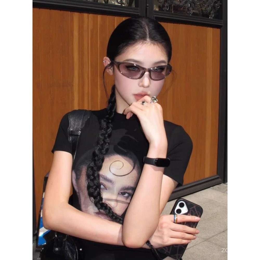 แว่นตากันแดดนิยม Retro Light แบบ Cat Eye สไตล์ Y2K สำหรับผู้หญิง มาพร้อมแถบคาดศีรษะ future look