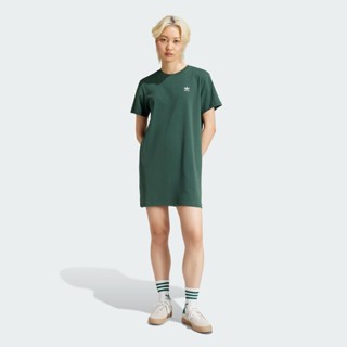 adidas ไลฟ์สไตล์ ชุดกระโปรง Trefoil ผู้หญิง สีเขียว IY2204