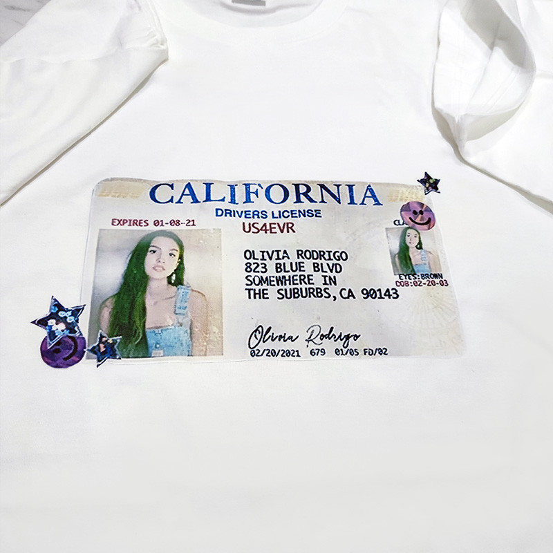 เสื้อยืดลิขสิทธิ์ Olivia Rodrigo