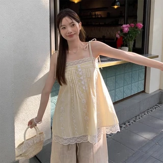 ZIRA พร้อมส่ง🍒 เสื้อกล้าม ลูกไม้ขอบ ลูกปักลูกไม้ ปุ่มหัวใจ ใส่เดี่ยว ผ้าอ่อนนุ่ม ปกปิดพุง สไตล์น่ารักหวาน อ่อนโยน