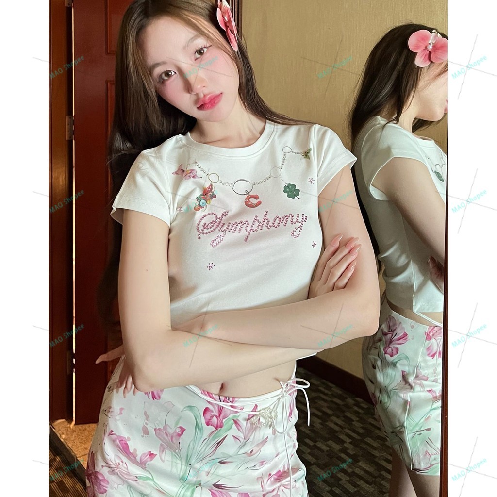 COD✅ (จัดส่งในกรุงเทพฯ) MAO Shop baby tee เสื้อยืดแขนสั้นน่ารักลายสี่ใบโคลเวอร์เพชรติดสำหรับผู้หญิง เสื้อยืด cotton100%