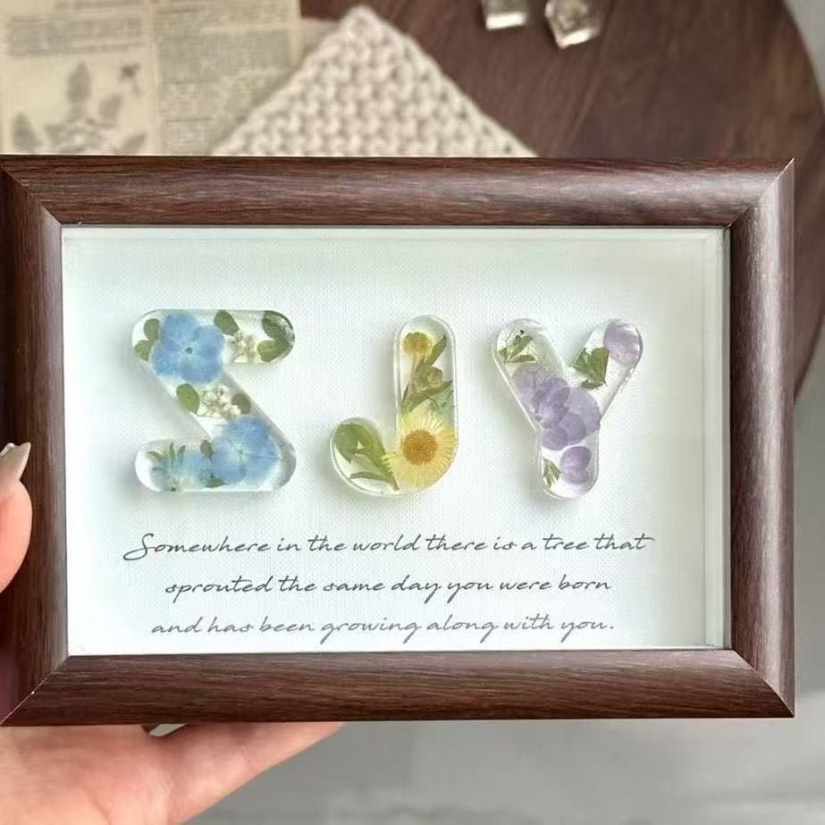 [คลังสินค้าพร้อม] diy ทําด้วยมืออีพ็อกซี่ดอกไม้แห้งตัวอักษรกรอบรูปเครื่องประดับทานาบาตะวันวาเลนไทน์ข