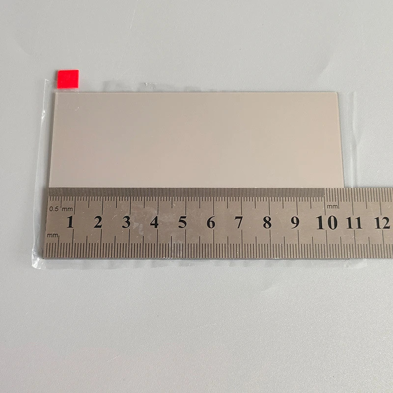 Compatible ฉนวนกันความร้อน Polarizer Glass สําหรับ Wanbo TT โปรเจคเตอร์ 108X64.5X0.65 มม. 108X64X1 ม