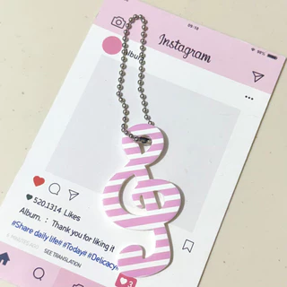 Elegant Creative Music Note พวงกุญแจศิลปะอะคริลิคจี้เพลงคุณภาพสูงที่ไม่ซ้ํากันสําหรับของขวัญกระเป๋าเป้สะพายหลังสวมใส่ทุกวัน